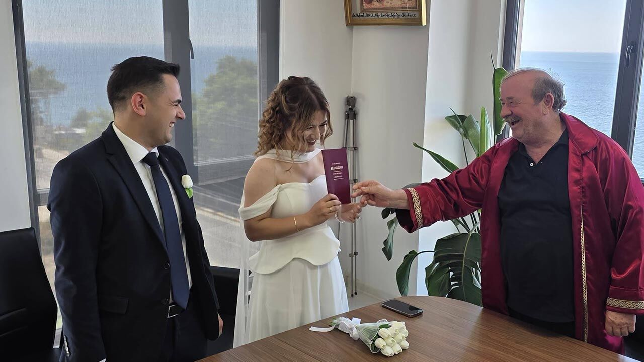 Yalova Esenkoy Belediye Baskan Genc Ciftler Nikah Toren (4)