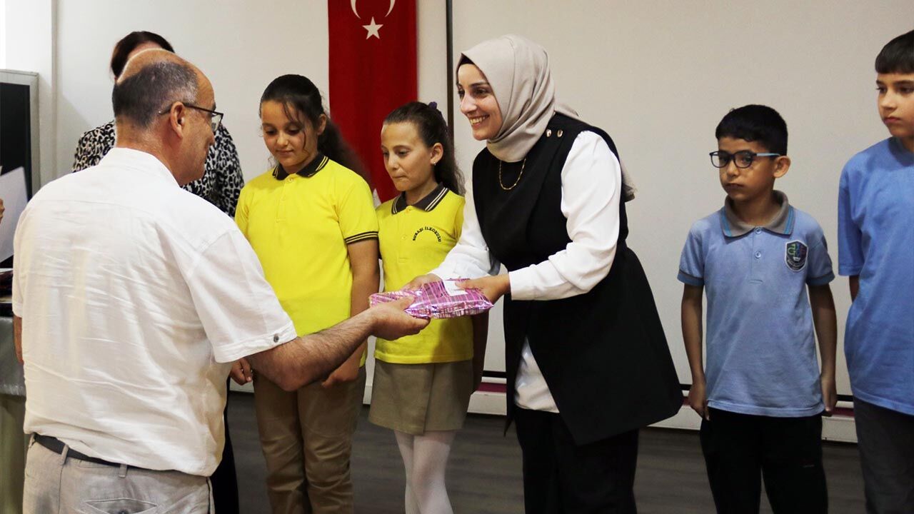 Yalova Il Milli Egitim Mudurluk Dilimizin Zenginlikleri Proje Odul Toreni (3)