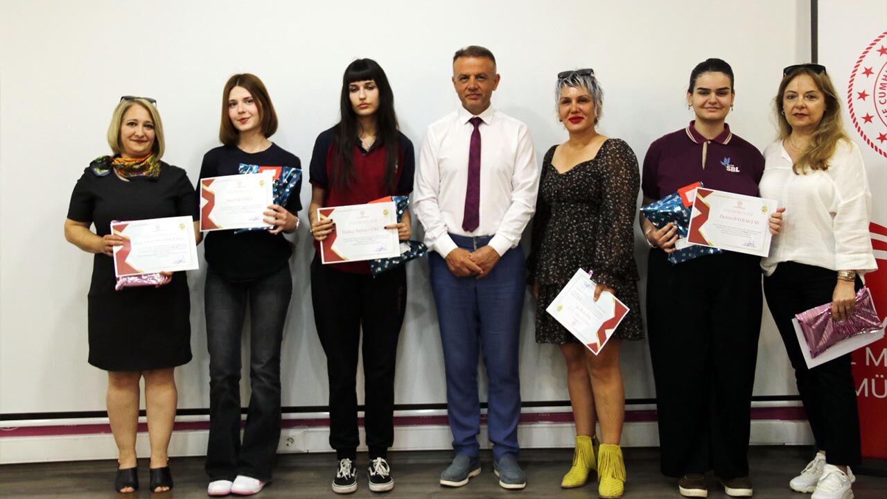 Yalova Il Milli Egitim Mudurluk Dilimizin Zenginlikleri Proje Odul Toreni (4)