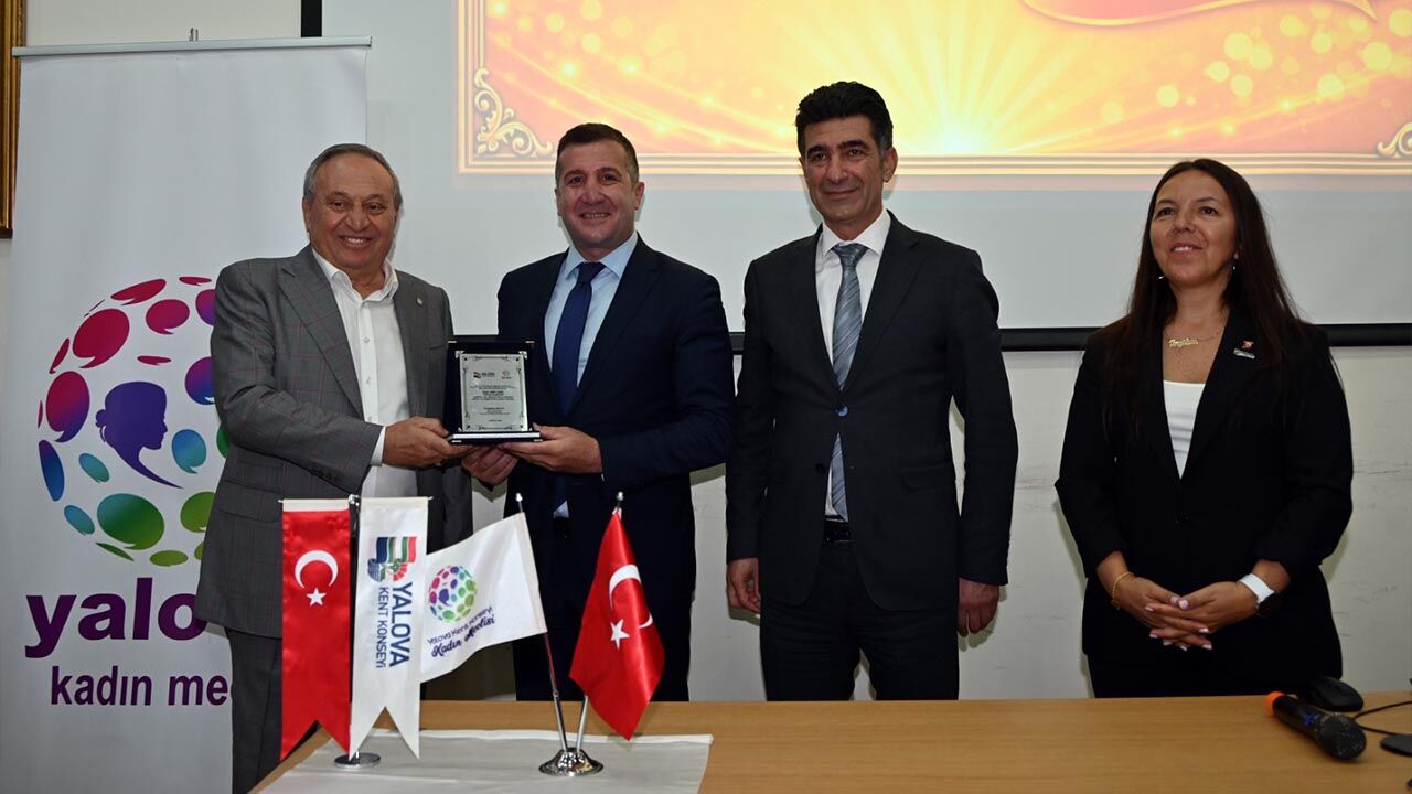 Yalova Kent Konseyi Babalar Gunu Yilin Babasi Koruyucu Aile Program Etkinlik (5)
