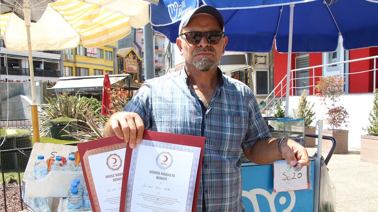Yalova Turk Kizilayi Sube Kan Bagisi Bronz Gumus Madalya Berat (4)