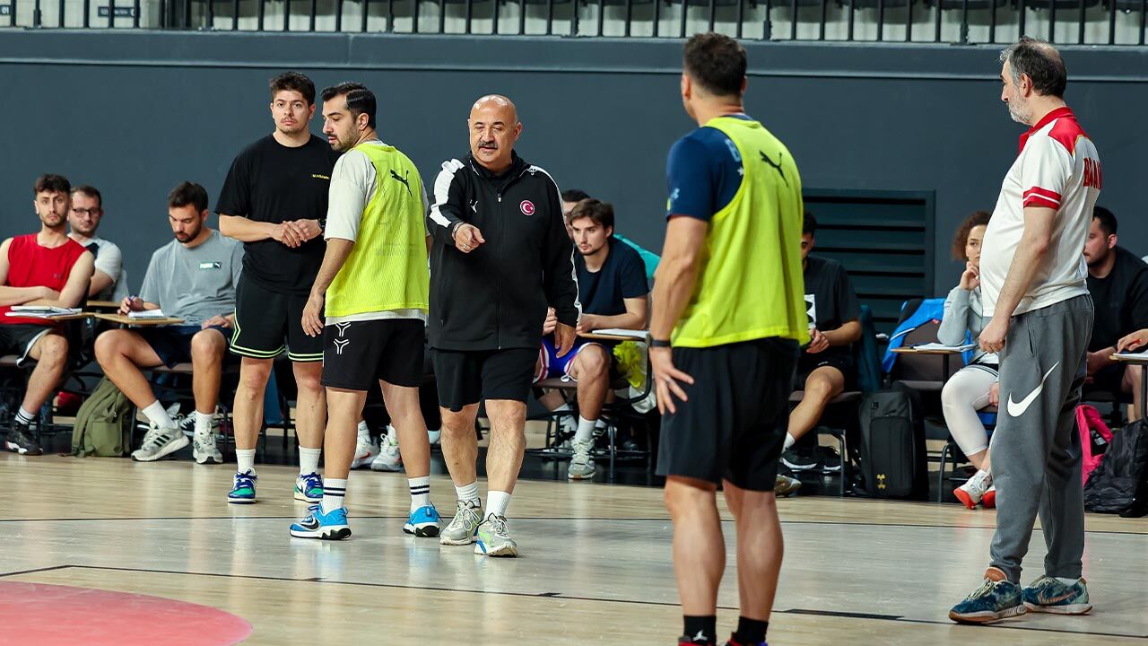 Yalova Turkiye Basketbol Federasyonu Antrenor Egitim Kursu Samataspor Temsil (1)-1