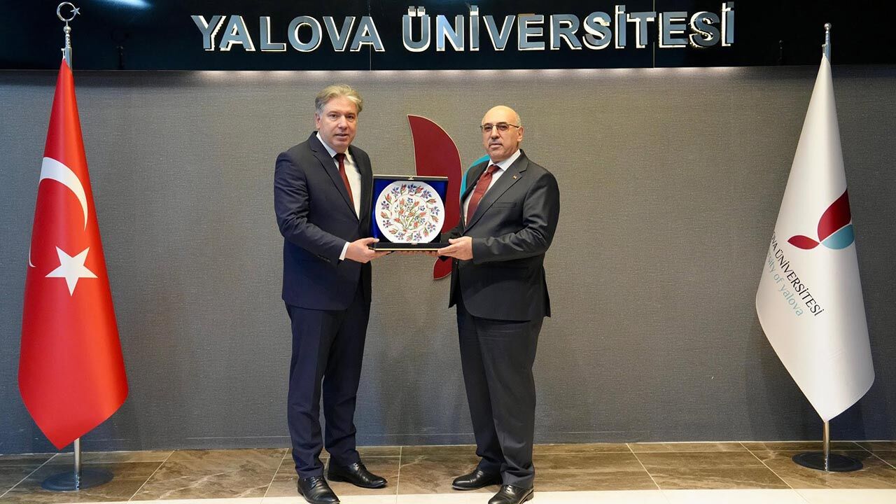 Yök Üyesi Prof. Dr. Mahmut Ak, Yalova Üniversitesi’nde (3)