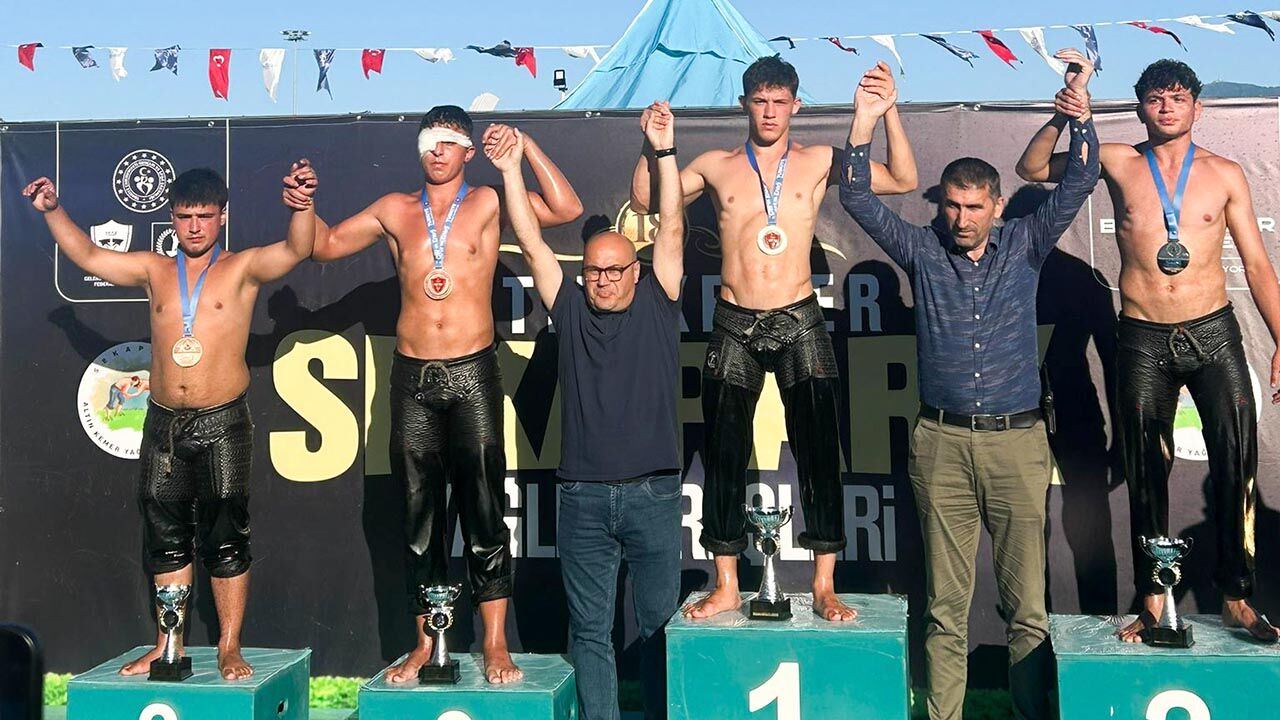Altınova’nın Pehlivanları Başarıya Doymuyor (6)