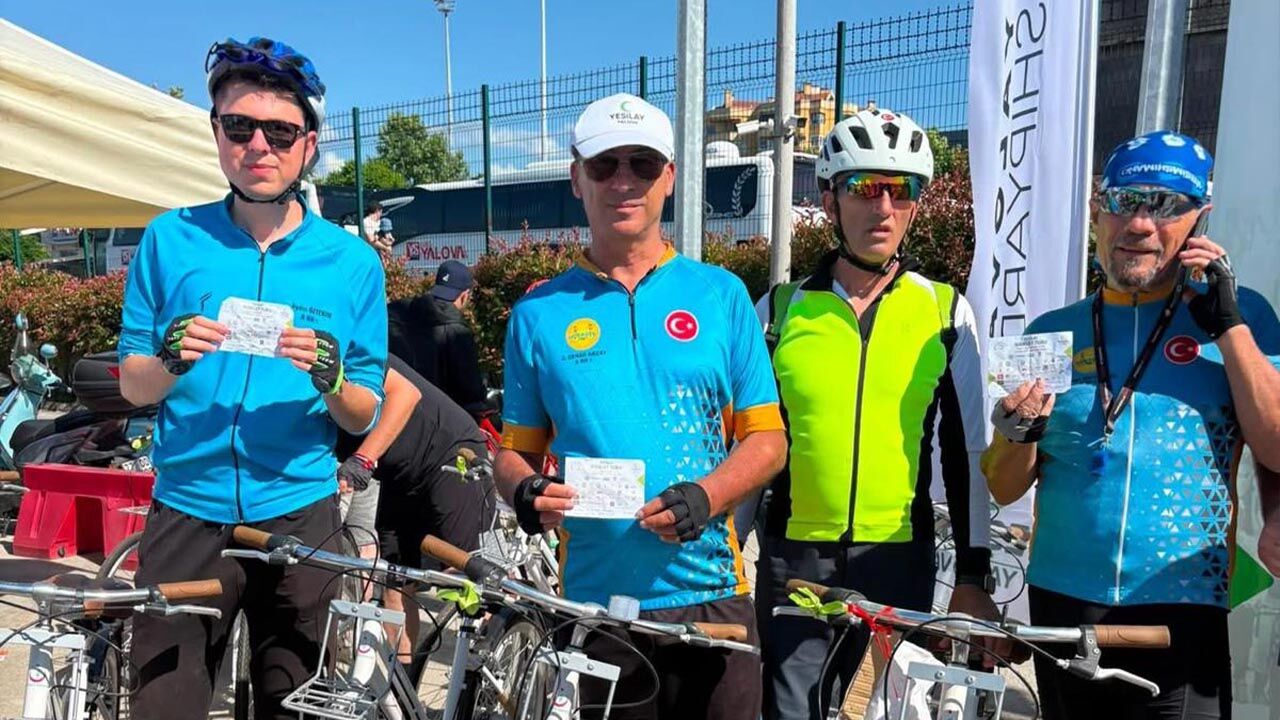 Yeşilay’ın Turunda Bin Kişi Pedal Bastı (1)