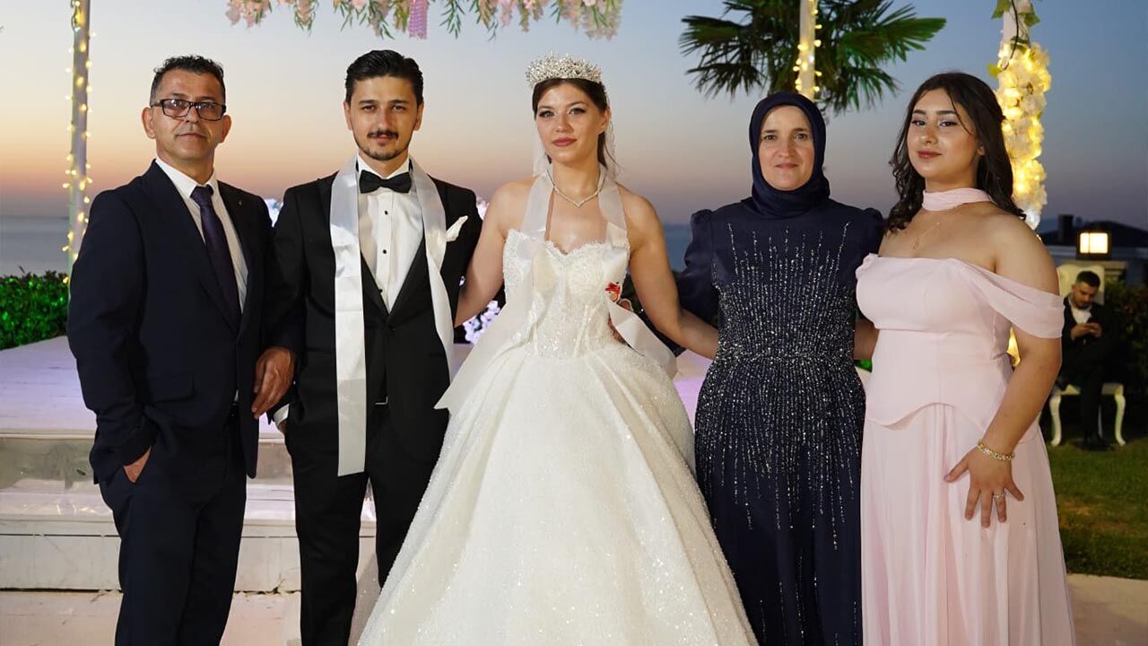 Feyzanur Öztürk Ile Furkan Mehmetçik Dünya Evine Girdi (5)