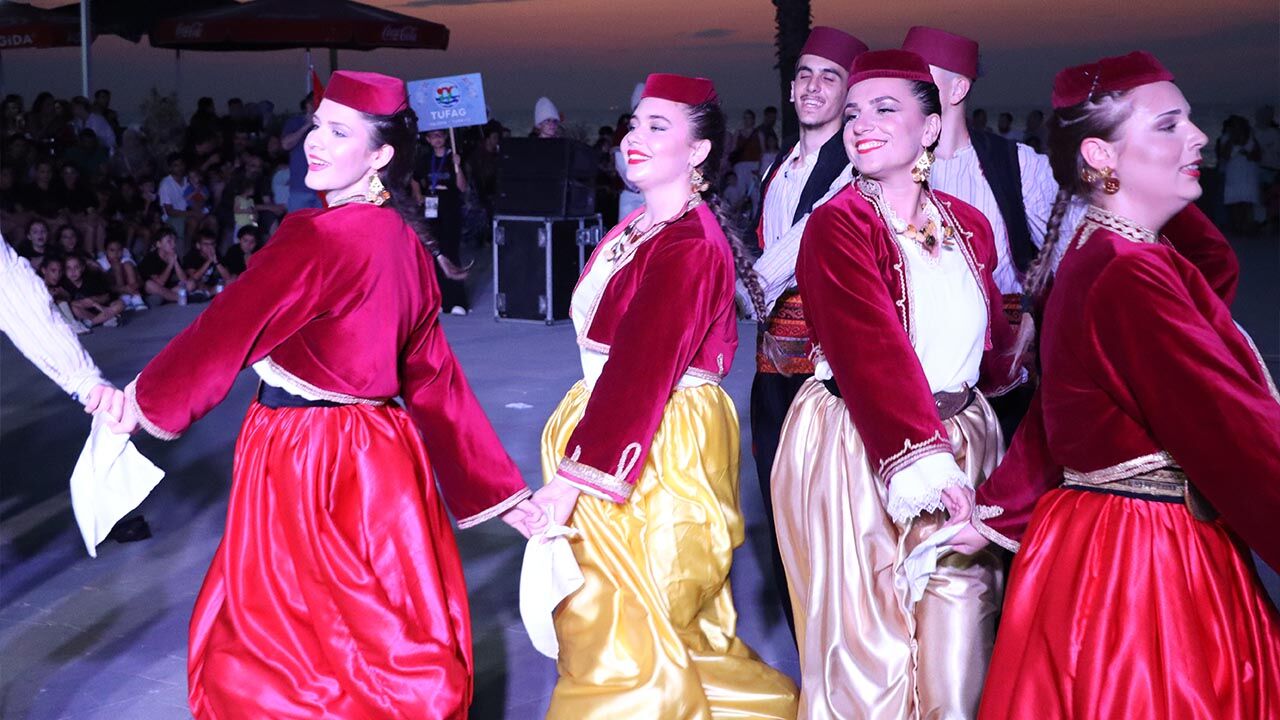 Yalova Tufag Uluslararasi Halk Danslari Festival Acilis (16)