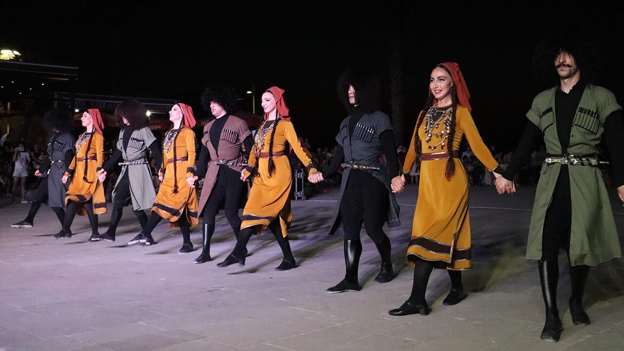 Yalova Tufag Uluslararasi Halk Danslari Festival Acilis (35)