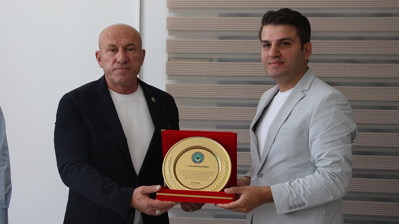 Yalova Turkiye Kamu Sen Bayrak Degisim (9)