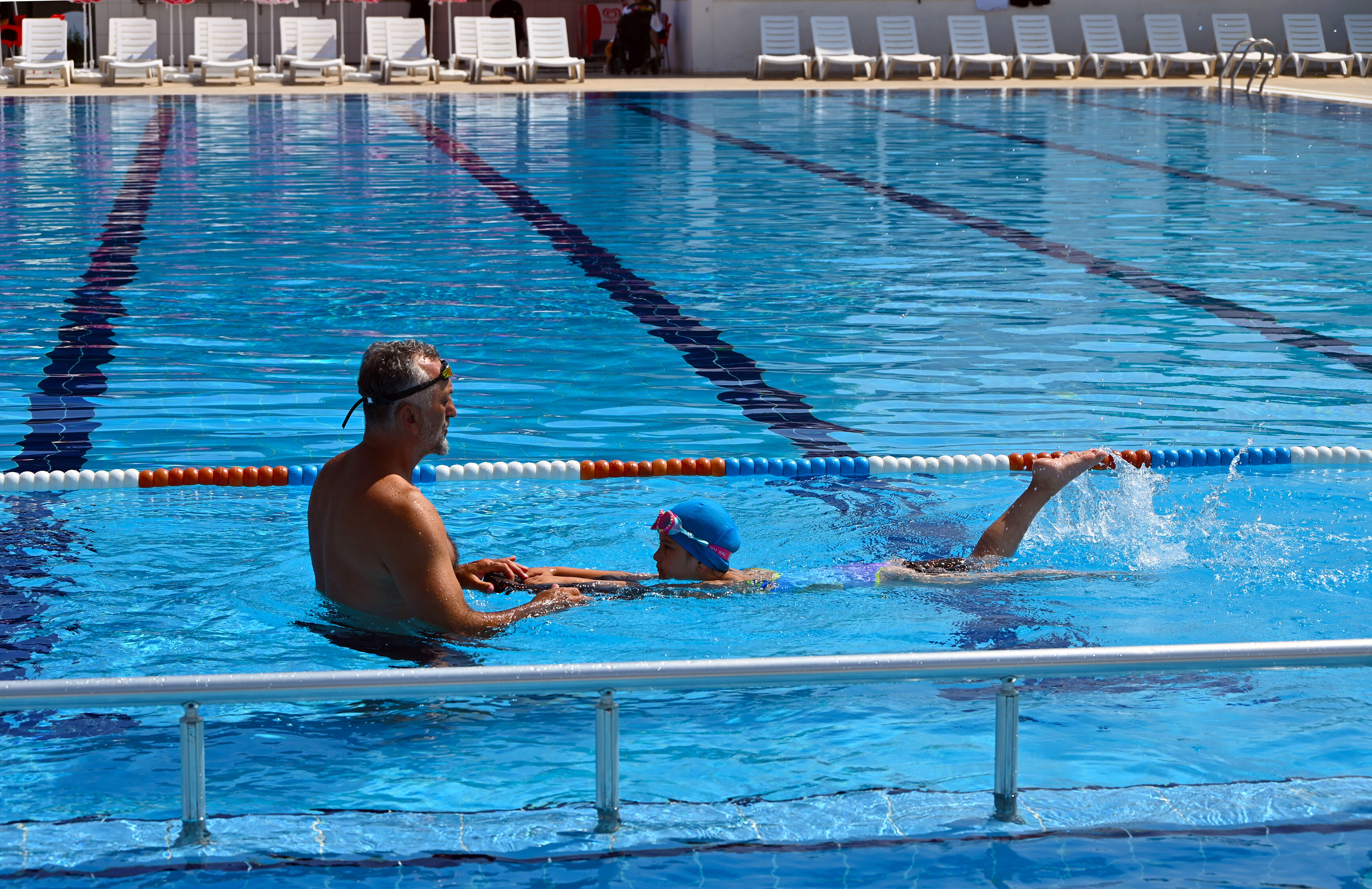 Mi̇ni̇k Sporcular Çi̇çek Havuz'da Geleceğe Kulaç Atiyor (4)