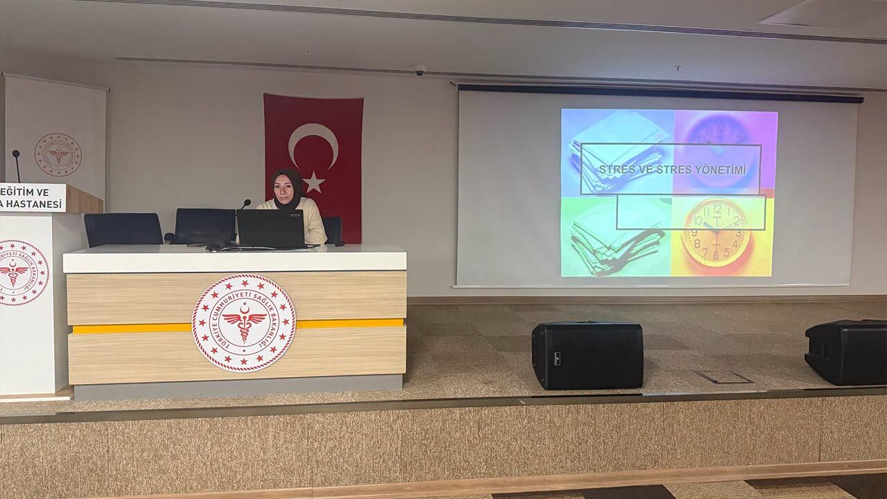 Stres Yönetimi Eğitimi Yoğun İlgi Gördü (1)