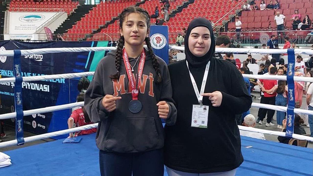 Rümeysa Türkiye İkincisi Oldu (1)