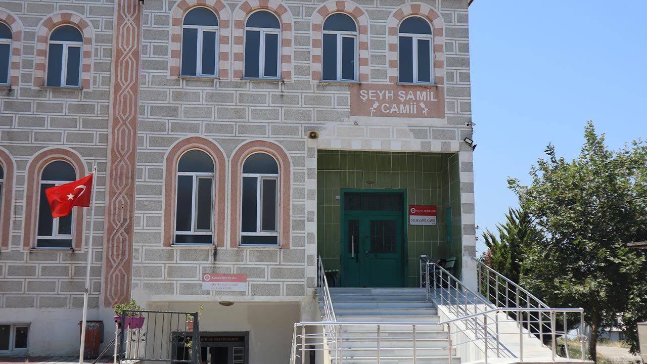 Yalova Şeyh Şamil Camii İstinat Duvari Yıkım Tehlike (11)