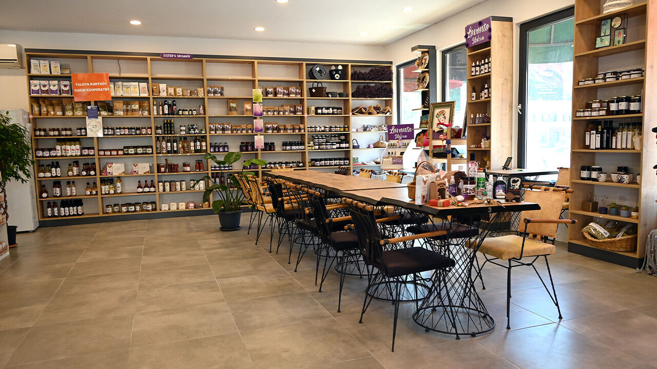Yalova Ticaret Sanayi Oda Kadin Girisimciler Belediye El Emegi Urun Satis (5)