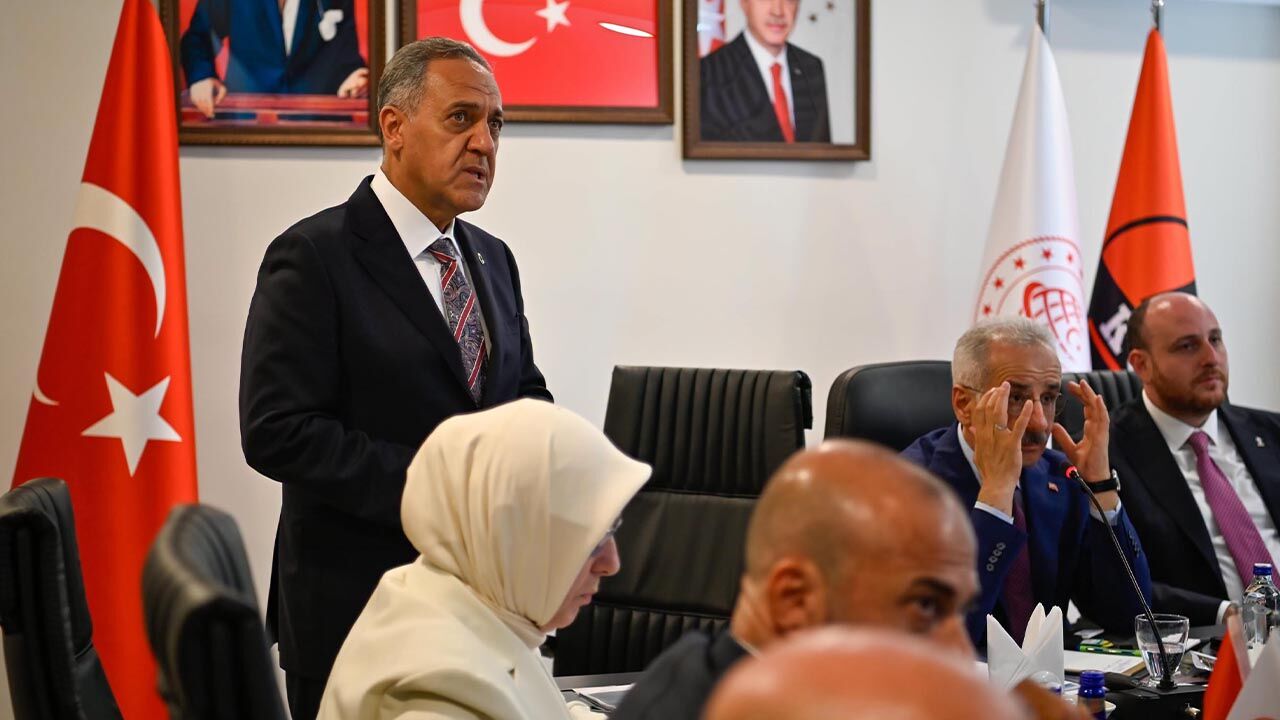 Yalova Ulastirma Altyapi Bakani Guney Ceyre Yolu Inceleme Koordinasyon Toplanti (1)