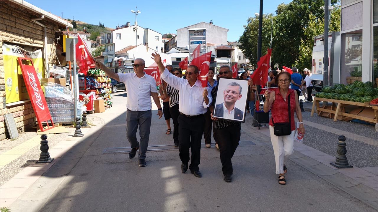 Yalova Armutlu Ilce Baskan Chp Istifa Yeni Parti Katilim (3)