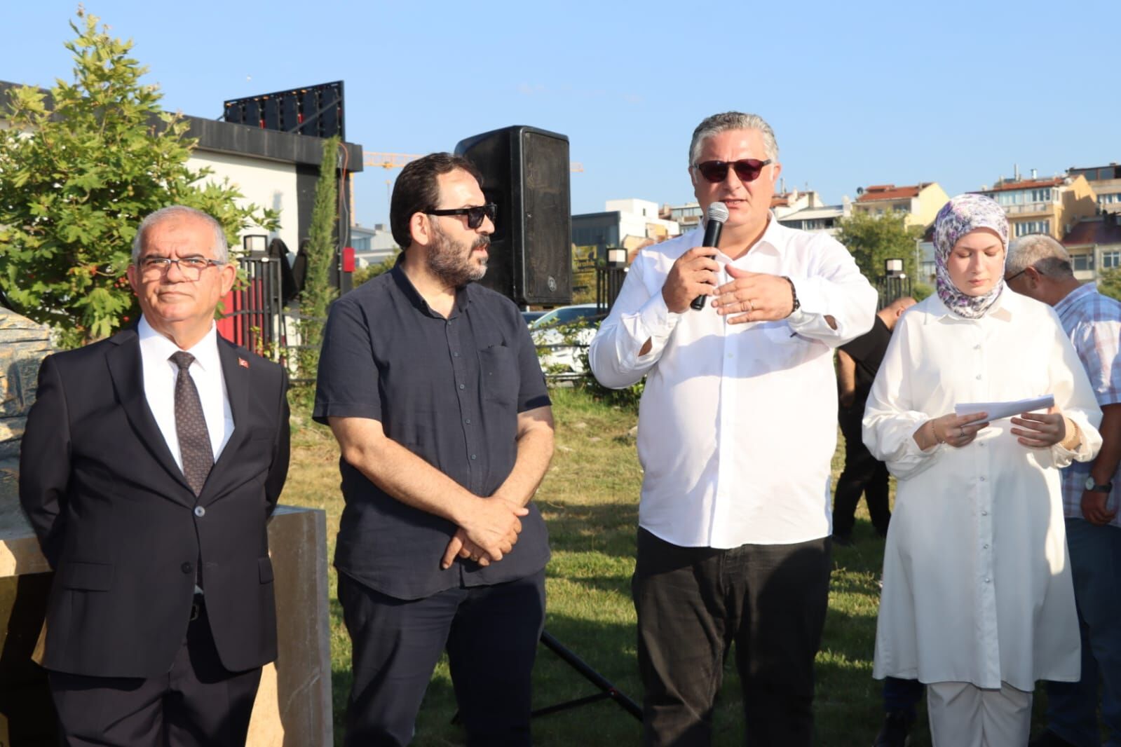 Yalova Belediye Cerkes Surgun Anit (4)