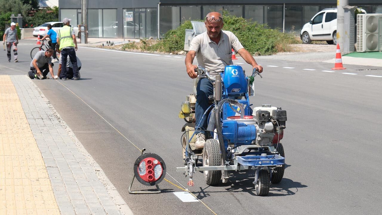 Yalova Ciftlikkoy Belediye Yol Kasis Boyama Calisma (5)