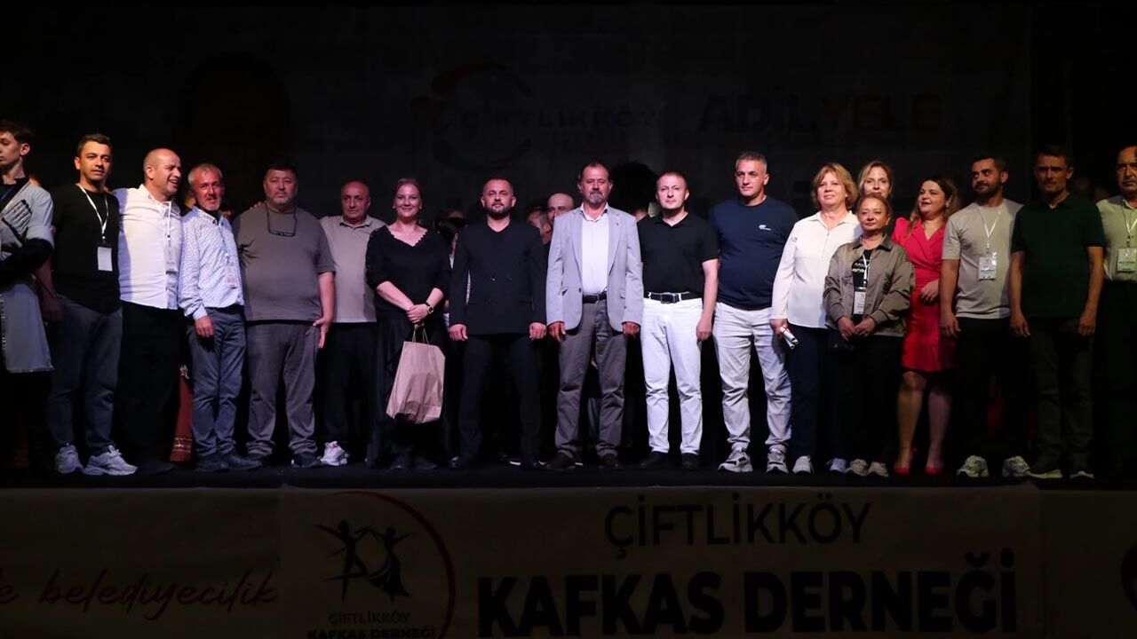 Yalova Ciftlikkyo Belediye Kafkas Dernek Festival (4)