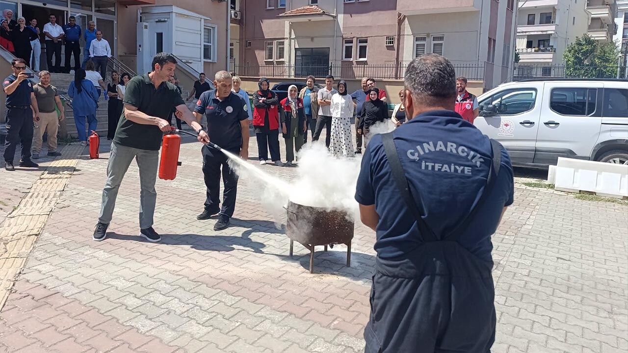 Yalova Cinarcik Belediye Yangin Seminer (3)