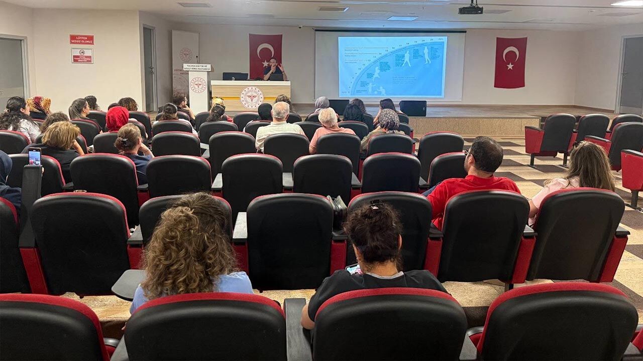 Yalova Egitim Arastirma Hastane Ergen Cocuk Ruh Sagligi Beyin Saglikli Hayat Dersleri (2)