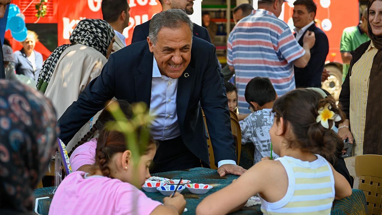Yalova Gezici Kutuphane Elmalik Koy Il Genel Meclis Baskan Vali (1)