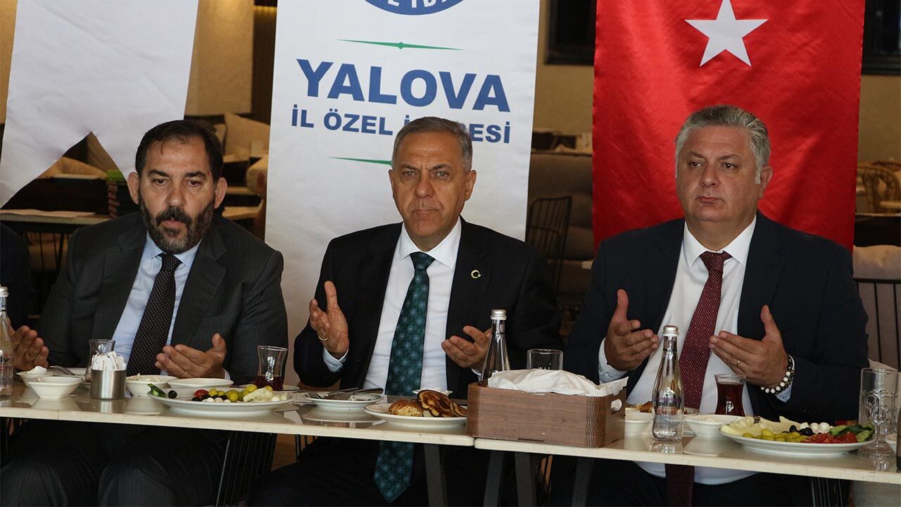 Yalova Haci Saffet Cam Vakfi Kurumlar Protokol Isbirligi (1)