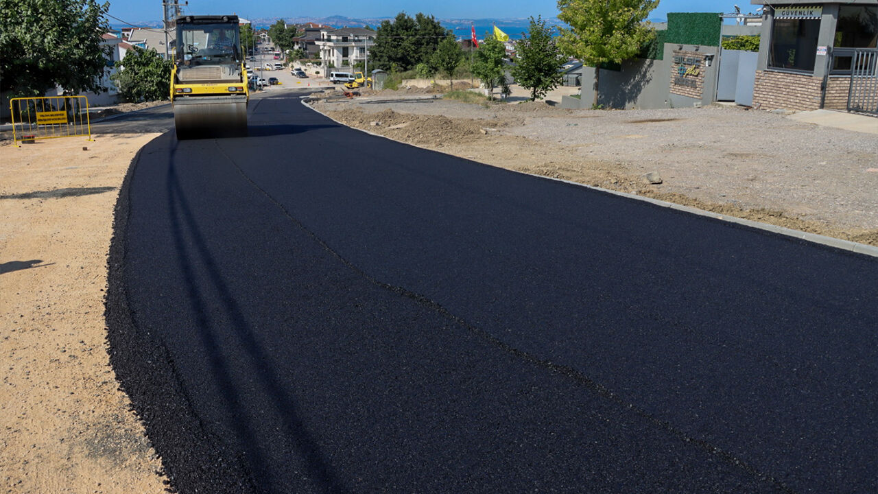 Yalova Kadikoy Belediye Ortaklik Dogu Sirti Cadde Asfalt (2)