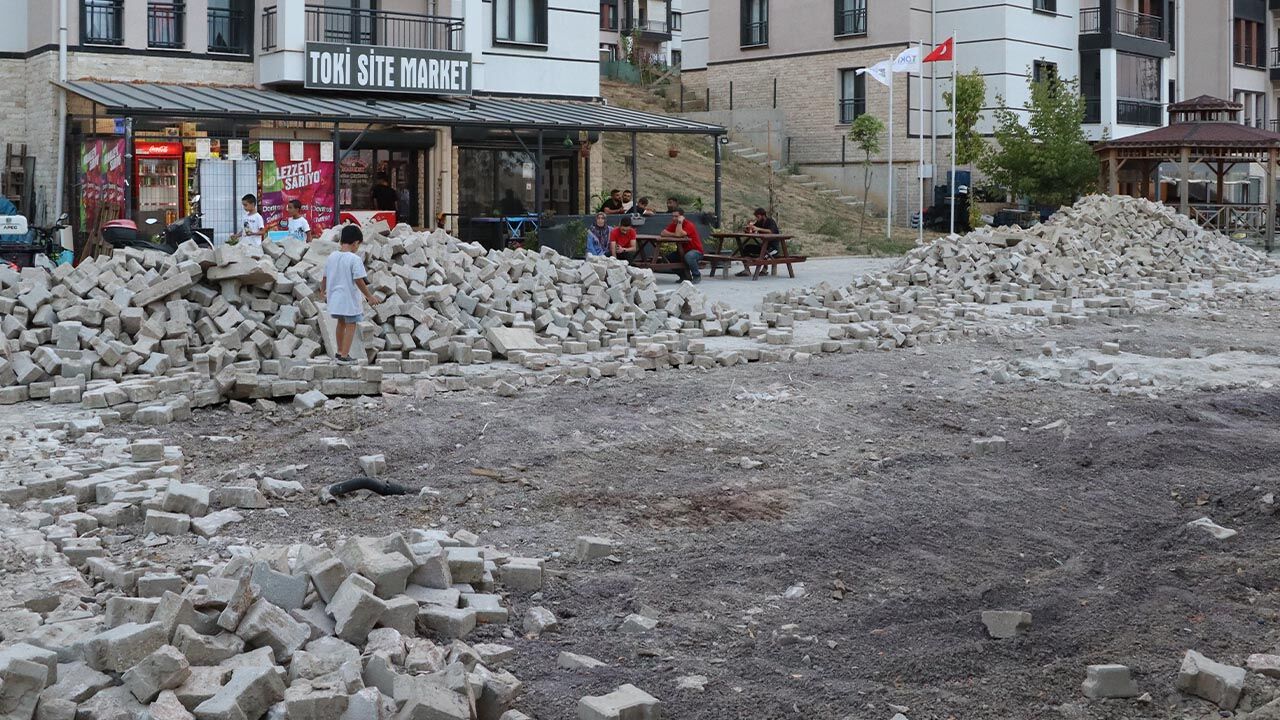 Yalova Kazimiye Toki Yol Bozukluk Vatandas Isyan Talep (9)
