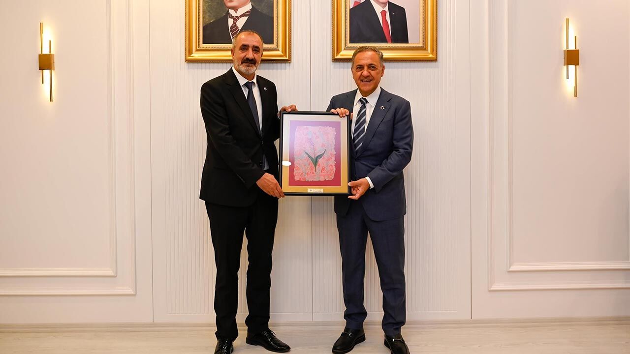 Yalova Ticaret Sanayi Oda Meclis Divan Vali Gorusme (2)