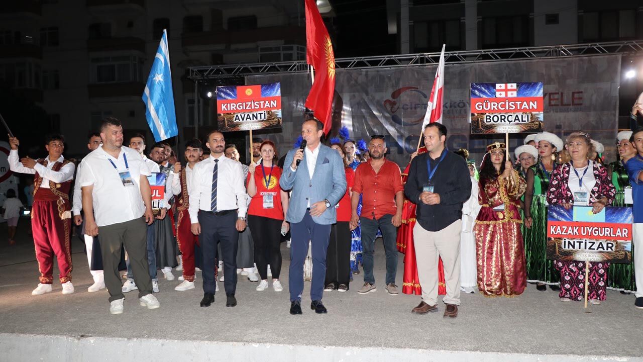 Yalova Yafem Ciftlikkoy Tur Boylari Gosteriler (2)