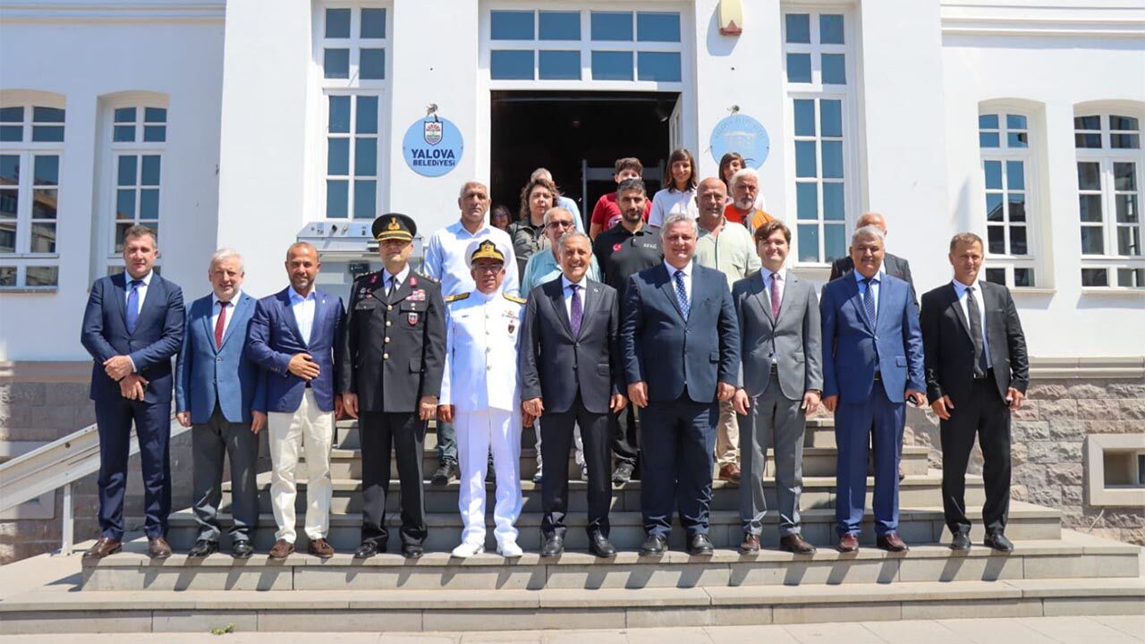 Yalova'nin Düşman İşgali̇nden Kurtuluşunun 105. Yili Coşkuyla Kutlandi Haber (1)
