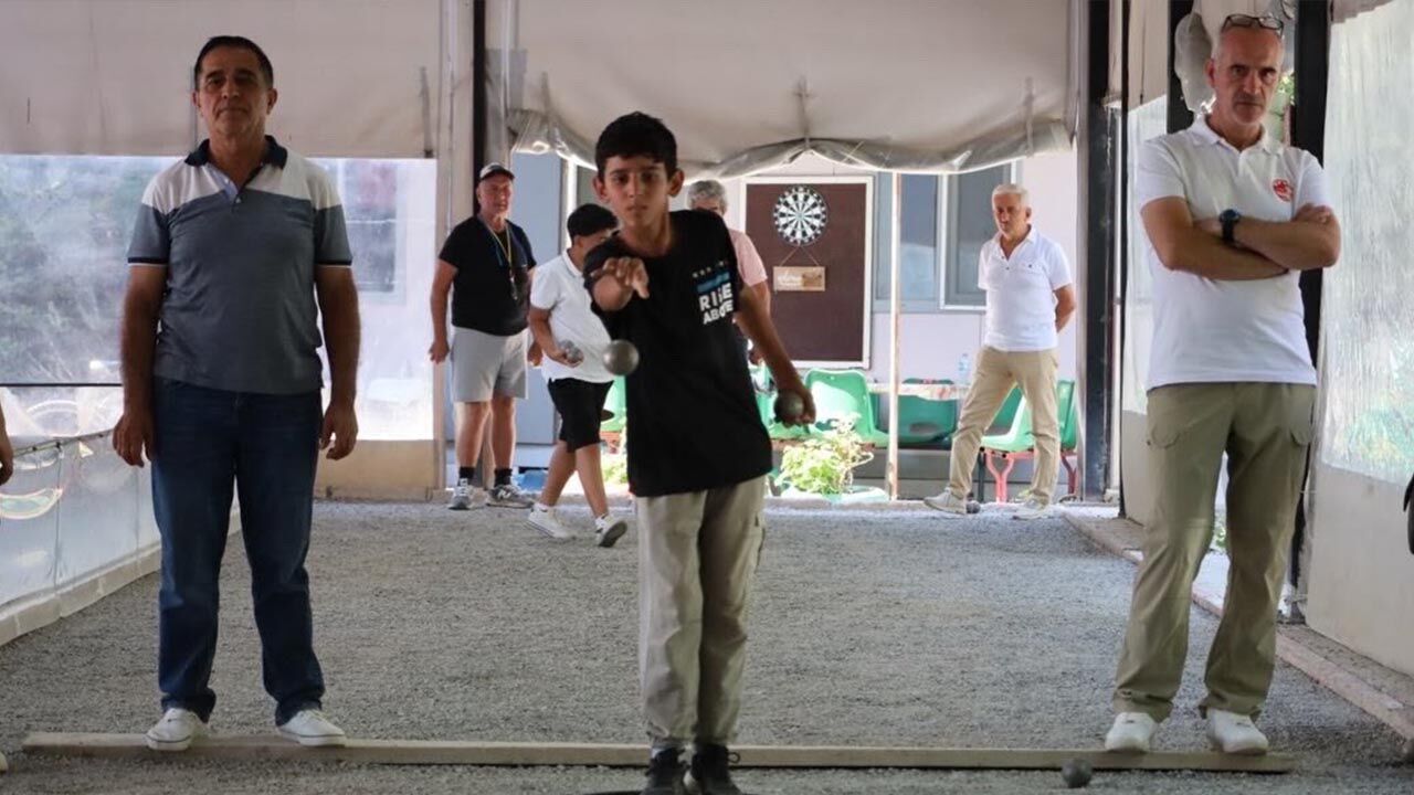 Yalova’nın Kurtuluşu Anısına Bocce Turnuvası Düzenlendi (1)