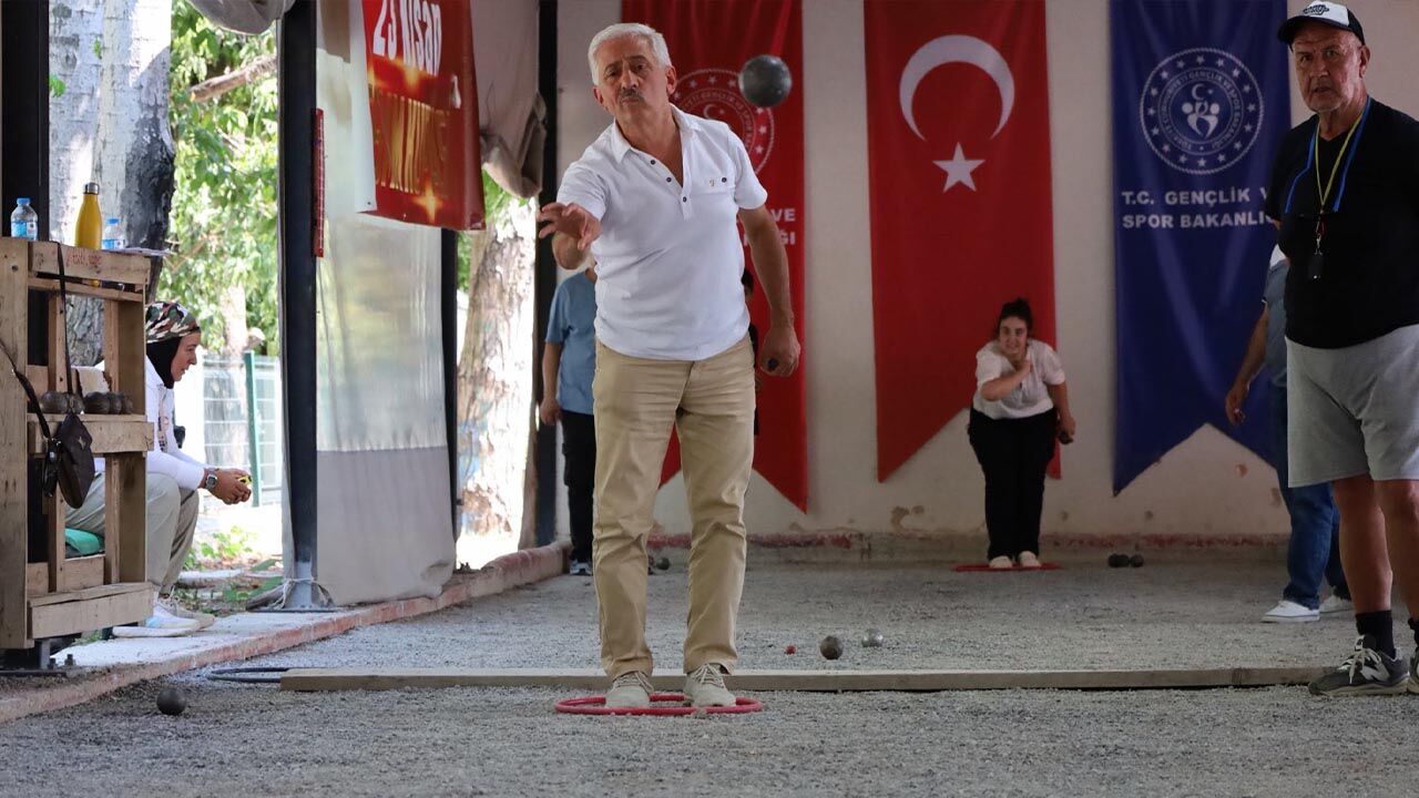 Yalova’nın Kurtuluşu Anısına Bocce Turnuvası Düzenlendi (3)