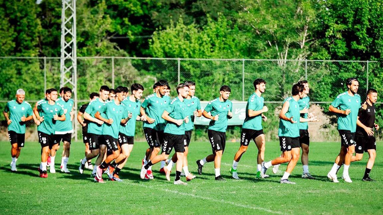 Erdem Dağlı A Takımla Çalışmalara Devam Ediyor (1)