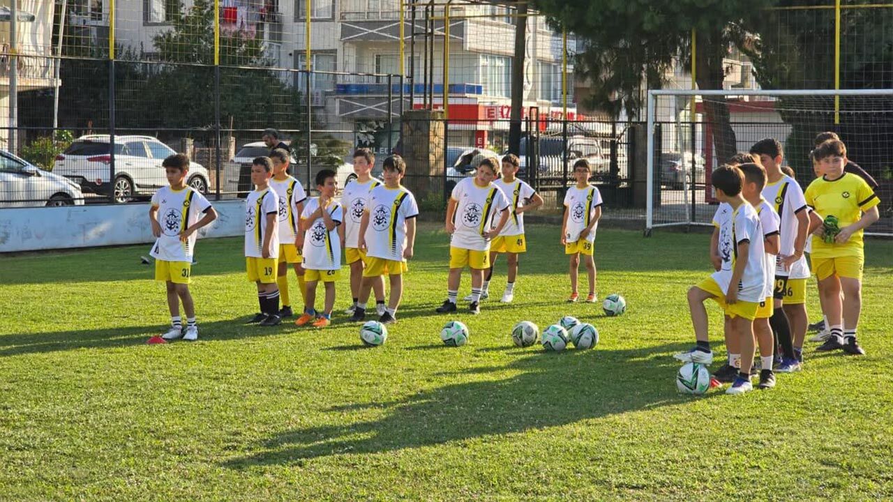 Geleceğin Yıldızları Sahaya Çıktı (5)