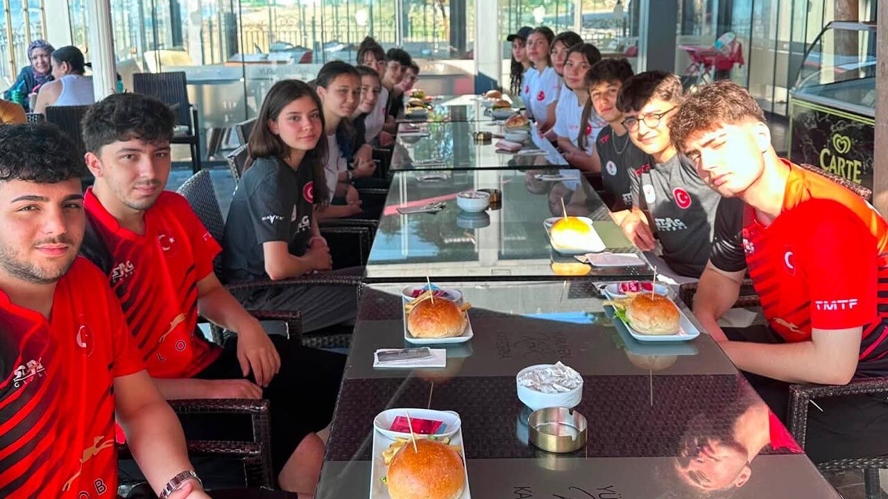 Yalova Yildiz Genc Avrupa Masa Tenisi Sampiyonasi Kamp (3)