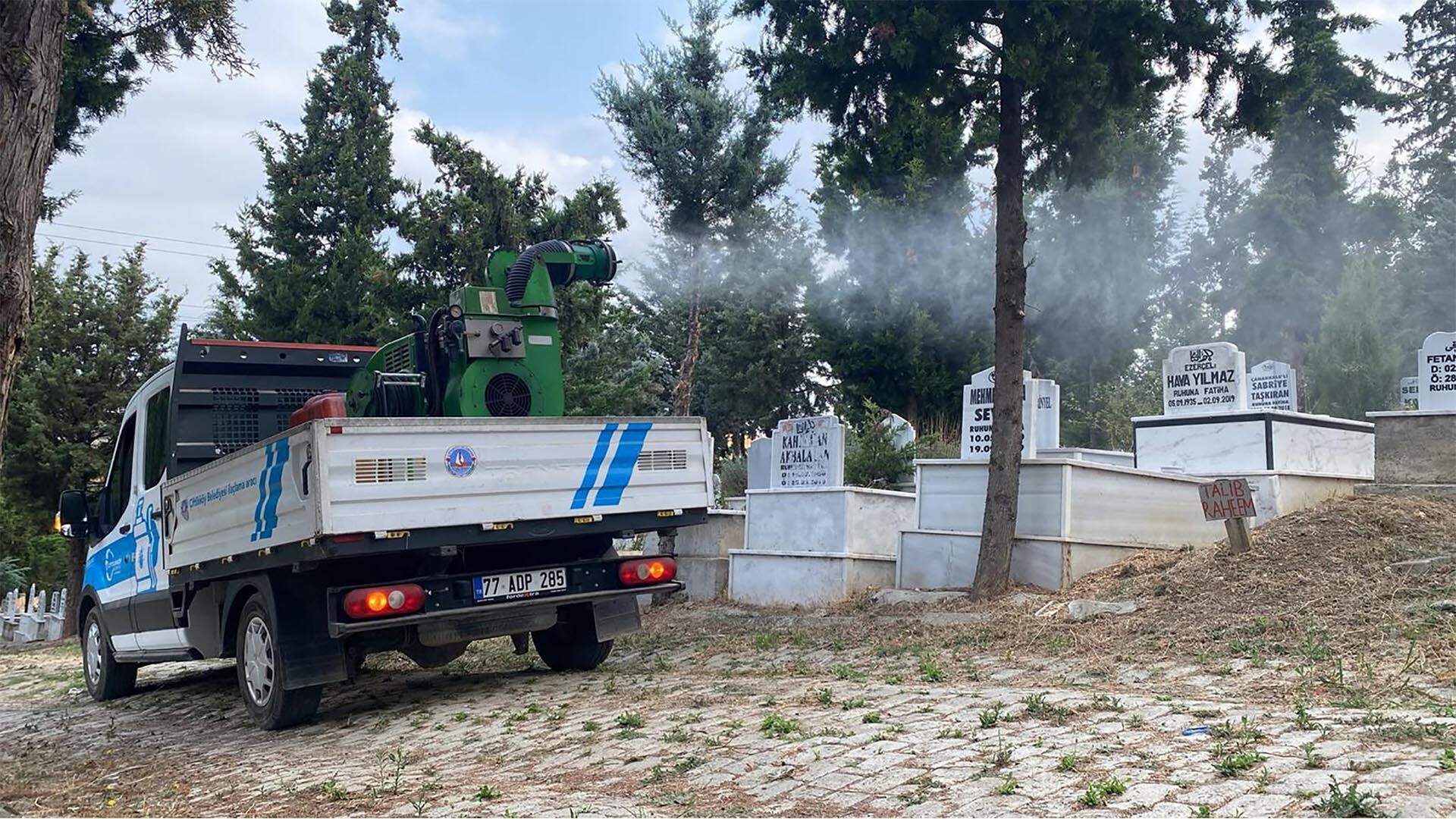 Ciftlikkoy Belediyesi Ilaclama (3)