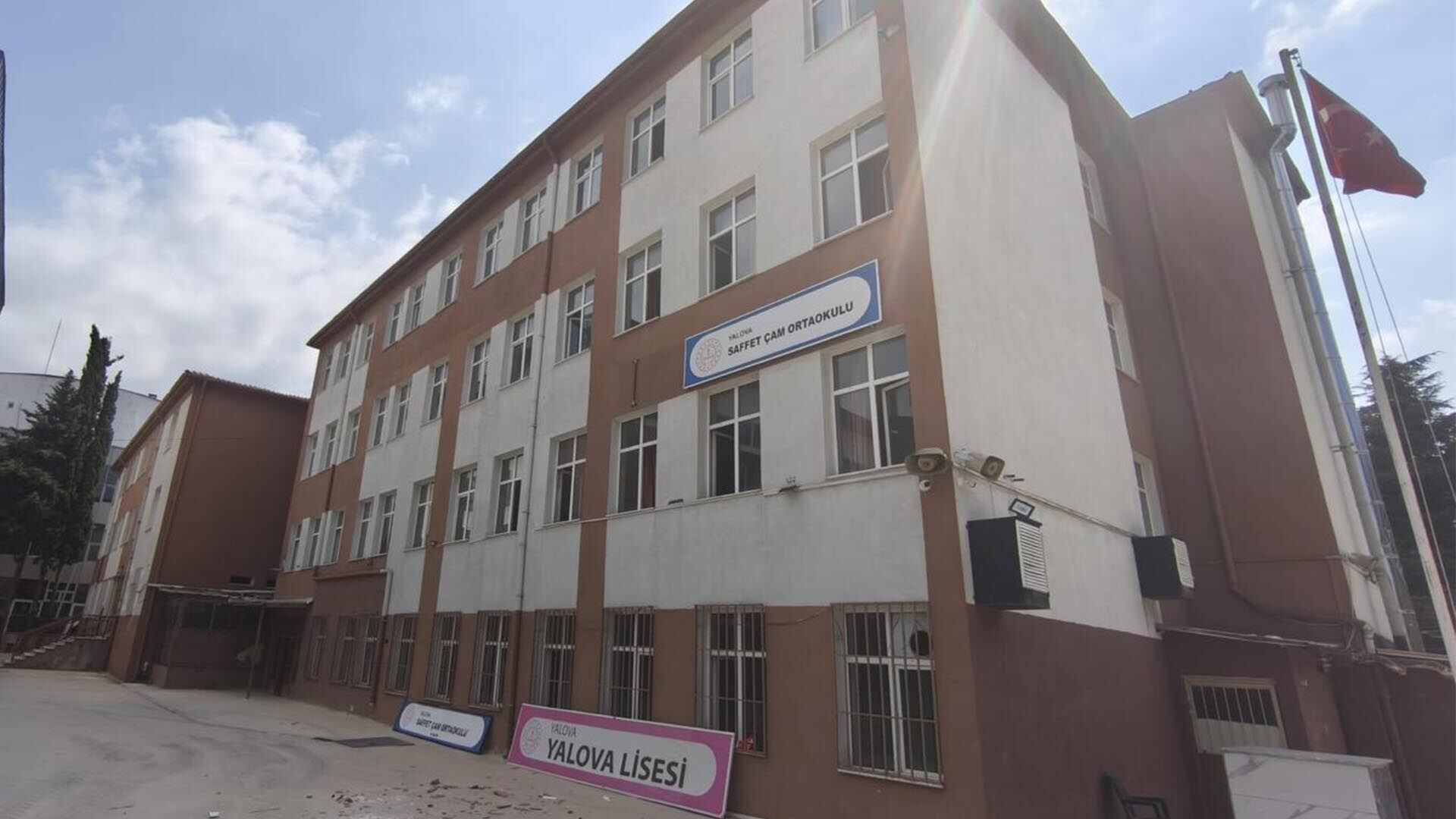 Saffet Cam Tabelası