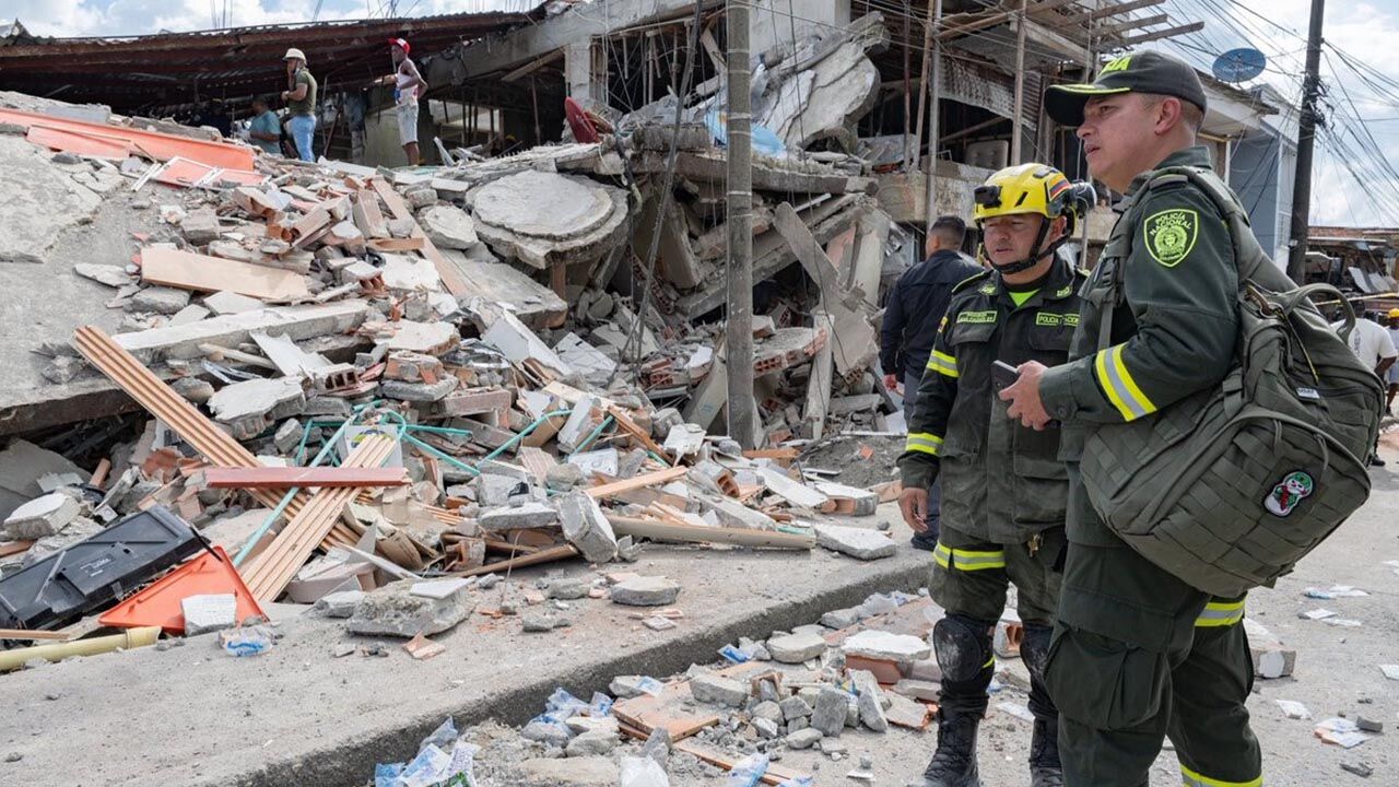 Kolombiya Deprem Vefat Sayi (1)