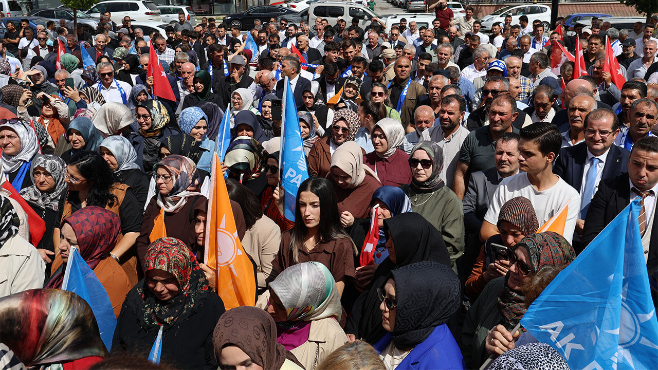 Yalova Ak Parti Genel Baskan Yardimci Milletvekili Buyukgumus Terorsuz Turkiye Mesaj (1)
