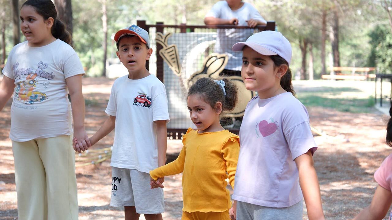 Yalova Altinova Belediye Bayraktepe Mesire Alan Kuran Kurs Ogrenciler Eglence (4)