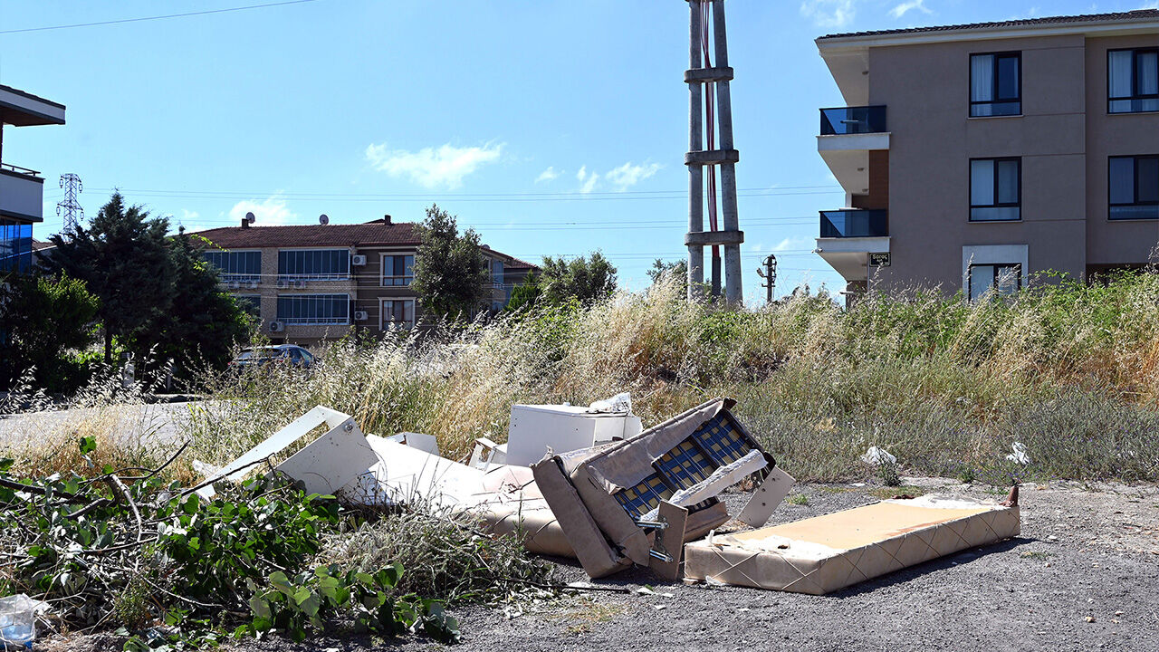 Yalova Belediye Kaba Atik Eski Esya Sokak Birakma Uyari Ceza Hizmet (4)