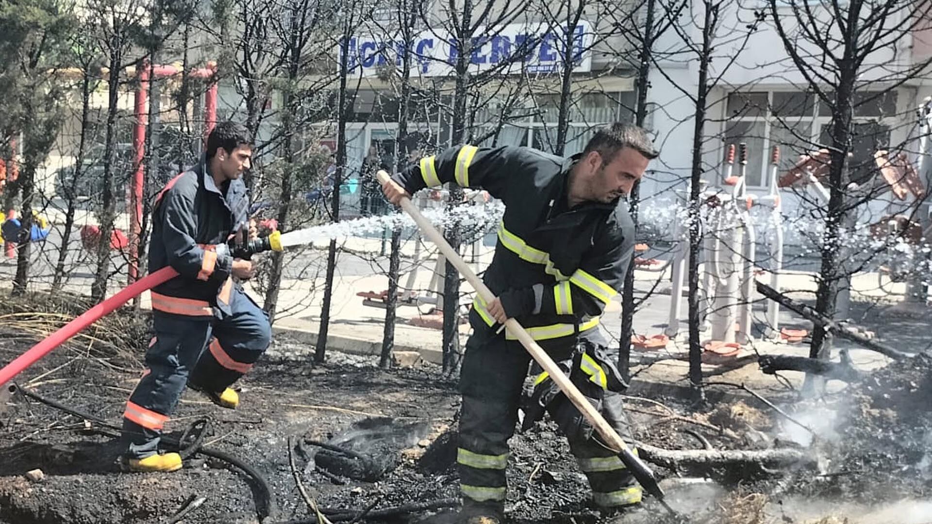 Yalova Itfaiyesi Yangın Haberi (1)