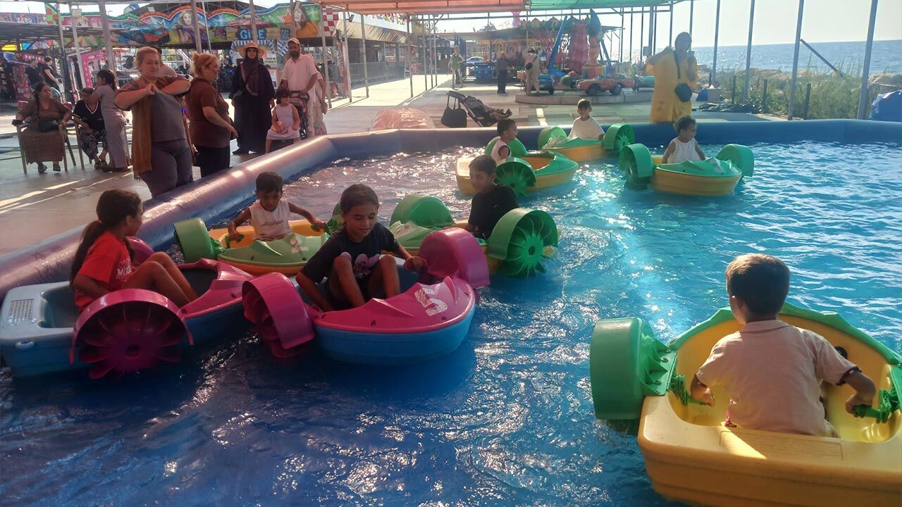 Yalova Roman Cocuklar Lunapark Eglenci (3)