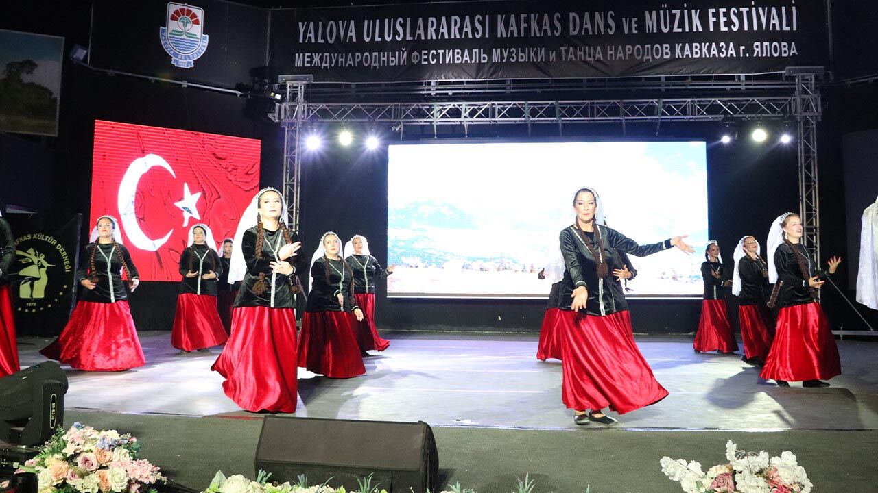 Yalova Uluslararasi Kafkas Festival Gala Gece (20)
