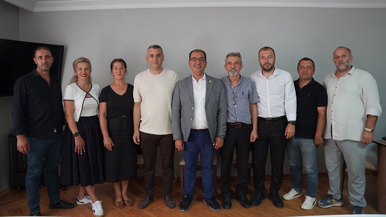 Yalova Yeni Parti Kadikoy Belediye Baskan Meclis Uye Resmi Uyelik (3)