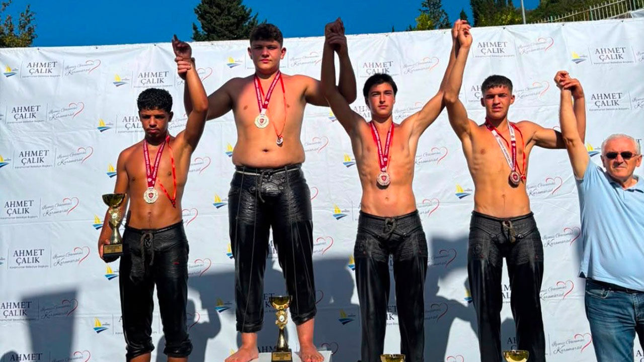 Altınovalı Pehlivanlar Kürsüyü Sevdi (6)