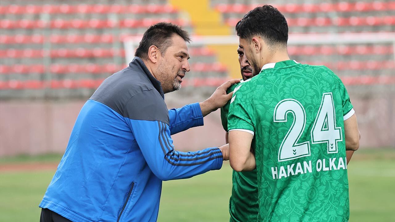 Fatih Akyel Diyarbekirspor’la Anlaştı (1)