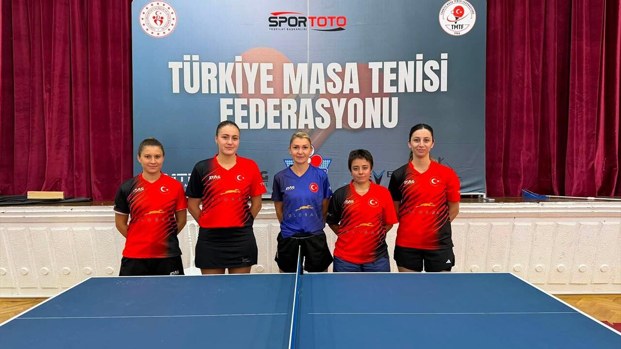 Yalovalı Milli Masa Tenisi Sporcuları Ece Haraç Ve (1)